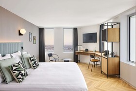 H4 Hotel Wyndham Paris Pleyel Resort