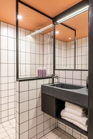 Tribe Paris Saint Ouen