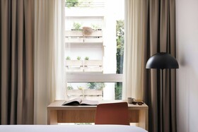 Yvette Hotel Porte de Versailles Sonder by Marriott Bonvoy