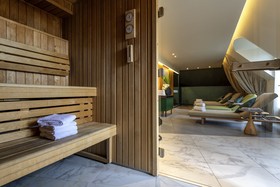 Le Louis Versailles Château Hotel - MGallery