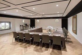 Waldorf Astoria Versailles Trianon Palace