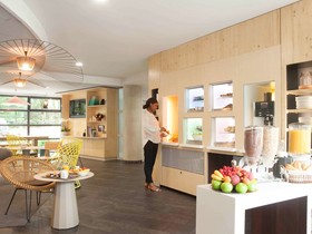 B&B HOTEL Vélizy Est