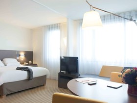 B&B HOTEL Vélizy Est