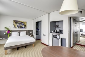 B&B HOTEL Vélizy Est