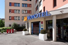 B&B HOTEL Vélizy Est