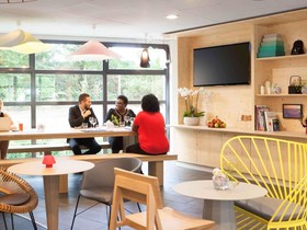 B&B HOTEL Vélizy Est