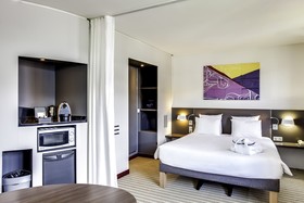B&B HOTEL Vélizy Est