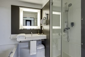 B&B HOTEL Vélizy Est
