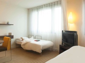 B&B HOTEL Vélizy Est