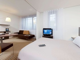 B&B HOTEL Vélizy Est