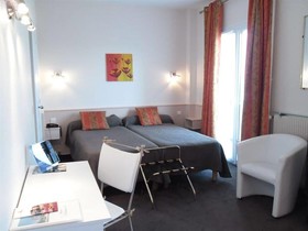 Brit Hotel Limoges Centre Gare - Hôtel & Spa