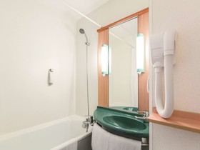 B&B HOTEL Limoges 3