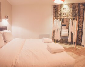 JK Suites Appart Hotel Spa Privatif