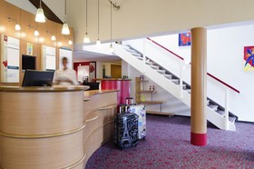 B&B HOTEL Blois Nord Vallée Maillard