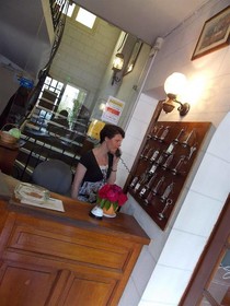 Hostel Du Roy
