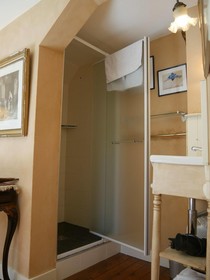 La Maison De Famille