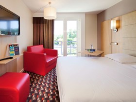 ibis Styles Chinon