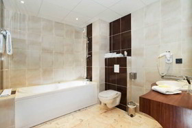 Brit Hotel Tours Sud - Le Cheops