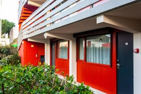 Hotel initial La Roche-sur-Yon  by balladins