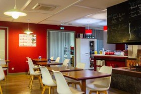 Hotel initial La Roche-sur-Yon  by balladins