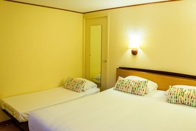 Hotel initial La Roche-sur-Yon  by balladins