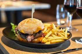 Kyriad La Roche Sur Yon