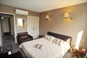 Hôtel The Originals La Roche-sur-Yon Napoléon