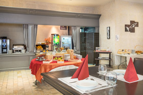 Hôtel & SPA Du Domaine Des Thômeaux, The Originals Relais