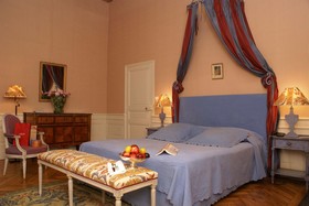 Chateau De Reignac
