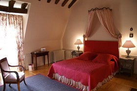 Chateau De Reignac