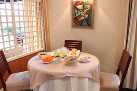 The Originals City, Hotel Ambacia, Tours South