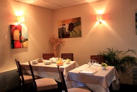 The Originals City, Hotel Ambacia, Tours South