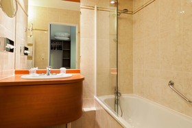 Hotel Kyriad Tours - Saint Pierre des Corps - Gare