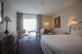 L'Ermitage Hotel & Restaurant