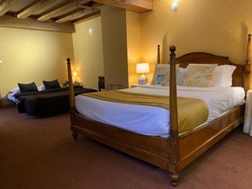 Kyriad Saumur Centre