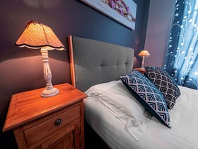 Les Orchidees La Marine