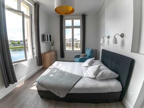 Les Orchidees La Marine