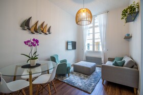 Les Orchidees La Marine