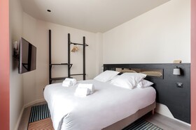 Hôtel Corneille - Encore Mieux