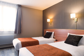 Hotel The Originals Tours Nord La Terrasse