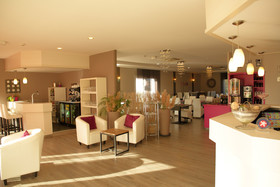 Hotel The Originals Tours Nord La Terrasse