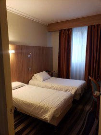 Kyriad Tours Centre