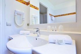 Kyriad Tours Centre