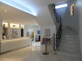 Kyriad Tours Centre