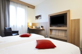 Kyriad Tours Centre
