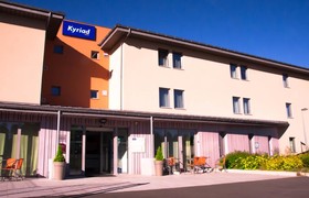 Hôtel Kyriad Saint Chély d'Apcher - Aire de la Lozère