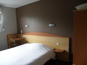 B&B Hôtel Saint-Etienne Monthieu