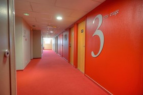 B&B Hôtel Saint-Etienne Monthieu