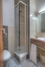 B&B Hôtel Saint-Etienne Monthieu