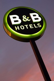 B&B Hôtel Saint-Etienne Monthieu